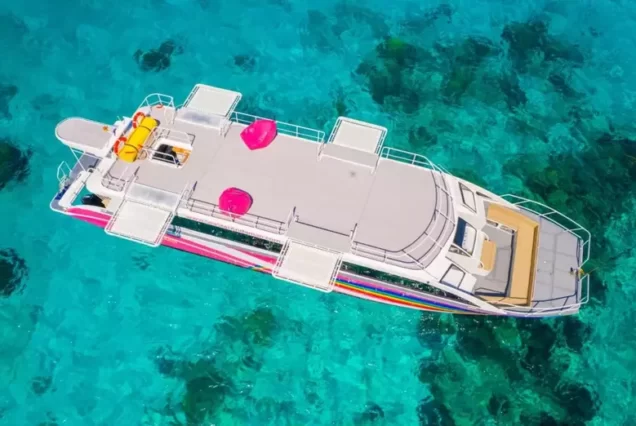 SeaStar彩虹号航拍