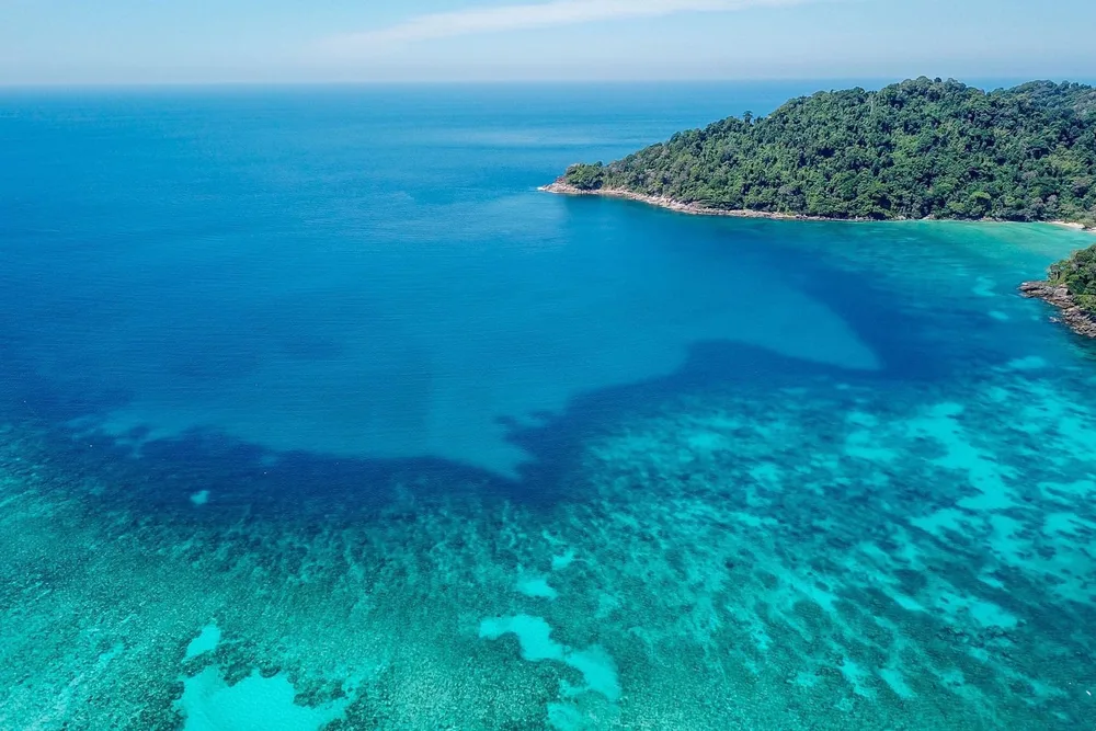 苏林岛海湾
